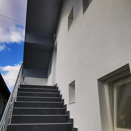 Mario アパート *